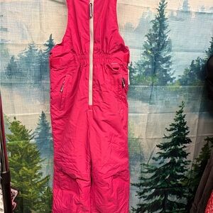 Amazon Essentials Fuchsia Snow Bib